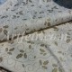 Ткань хлопок Joann Fabric молочного цвета с золотым остролистом